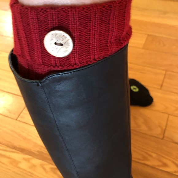 🎄Buttoned Boot Topper - Picture 5 of 6